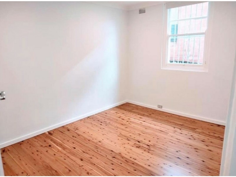 Bottom Unit/4 Moore Street, Bondi NSW 2026