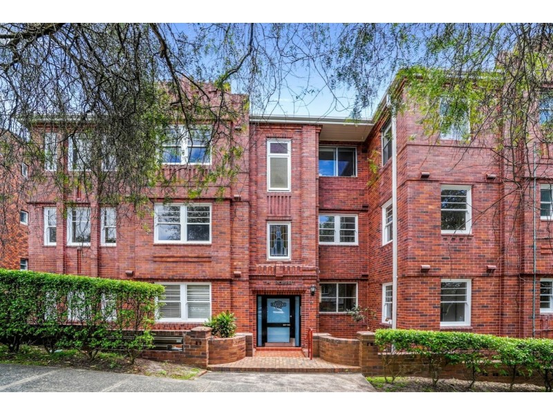 4/42 Sir Thomas Mitchell Road, Bondi Beach NSW 2026