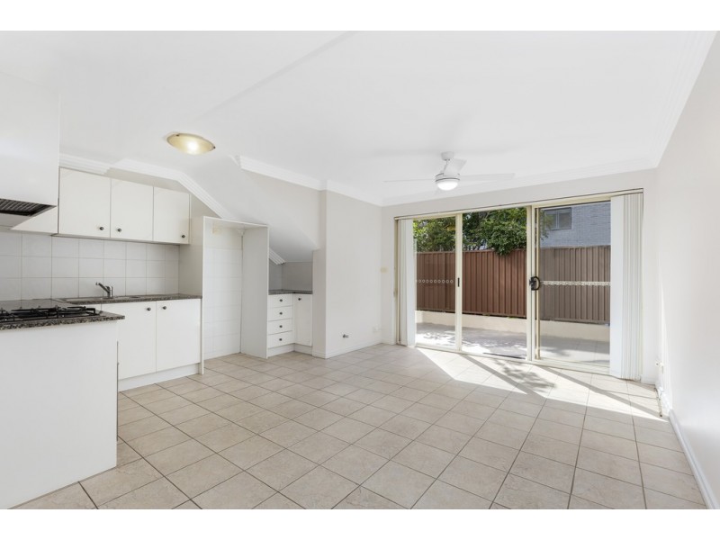 2/27 Flood Street, Bondi NSW 2026