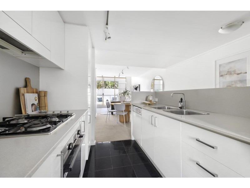 8/228 Moore Park Road, Paddington NSW 2021