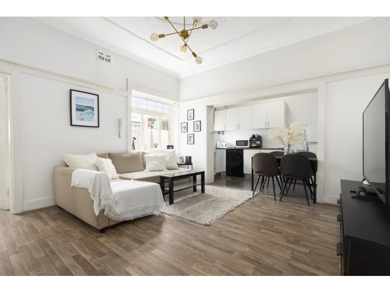 3/143 Old South Head Road, Bondi Junction NSW 2022