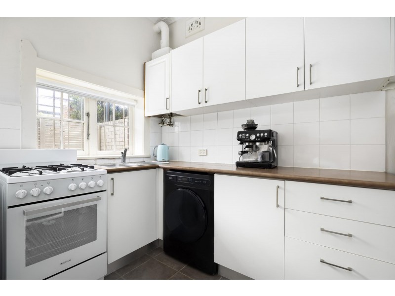 3/143 Old South Head Road, Bondi Junction NSW 2022