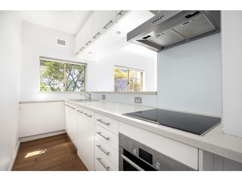2/6A Francis Street, Bondi Beach NSW 2026