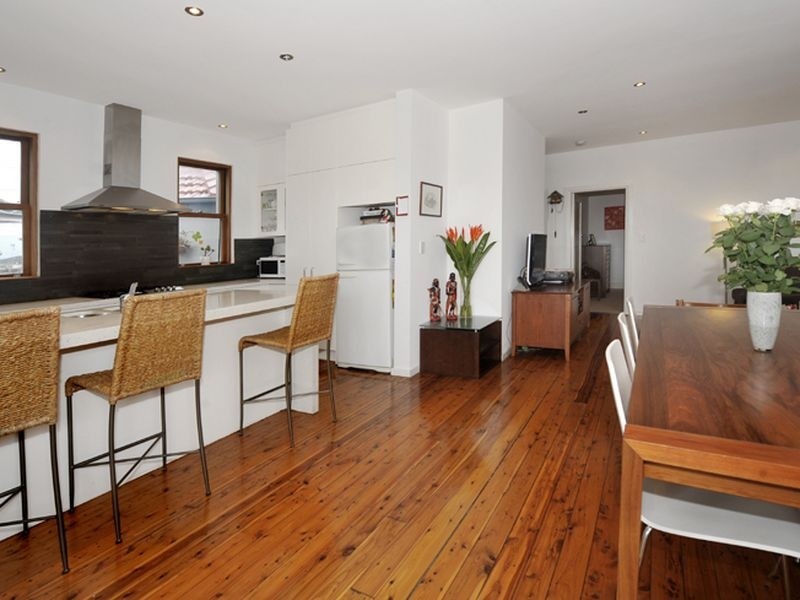 4 Nymboida Street, South Coogee NSW 2034
