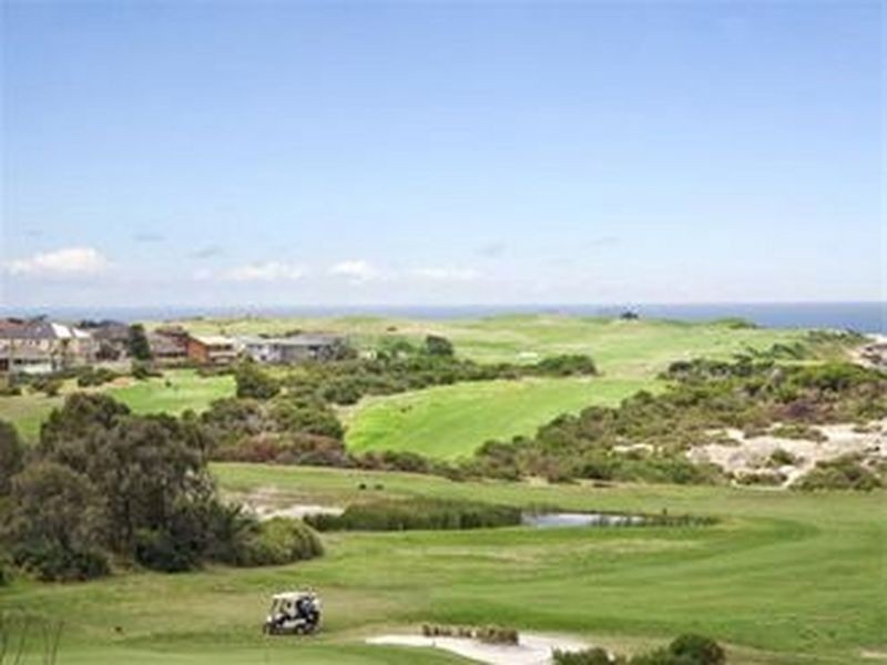 7 Gubbuteh Road, Little Bay NSW 2036