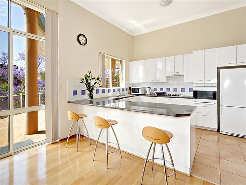 2/93 Coogee Bay Road, Coogee NSW 2034