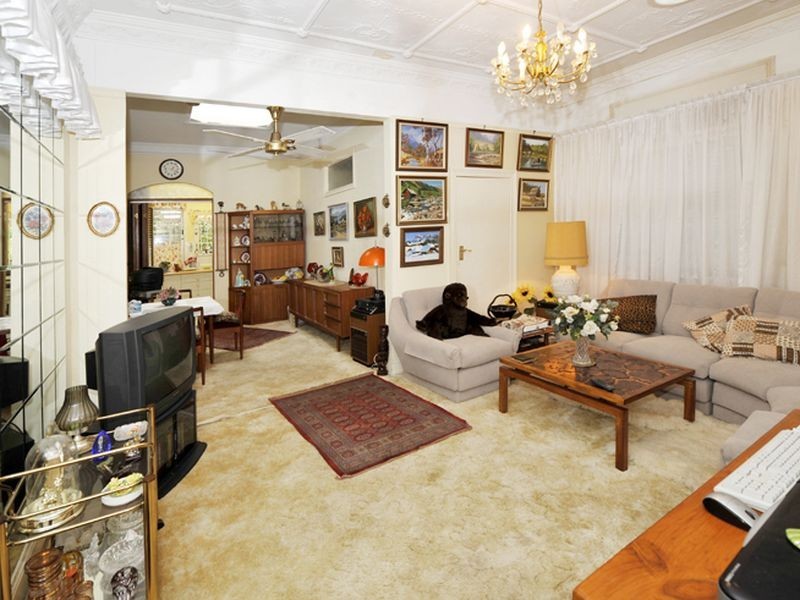 2 Lynch Avenue, Queens Park NSW 2022