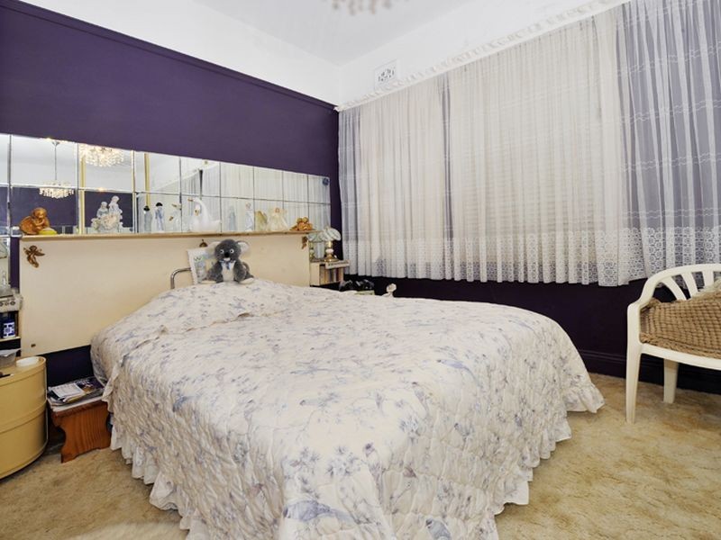 2 Lynch Avenue, Queens Park NSW 2022