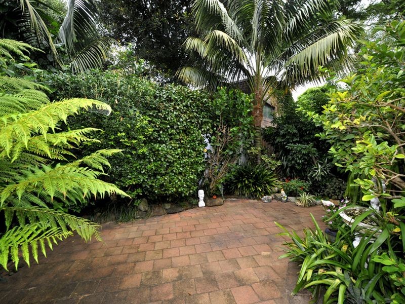 2 Lynch Avenue, Queens Park NSW 2022