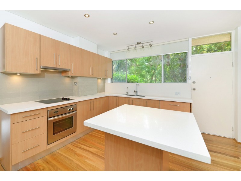 2/21 Palmerston Ave., Bronte NSW 2024