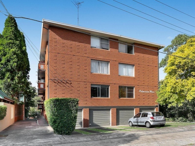 2/21 Palmerston Ave., Bronte NSW 2024