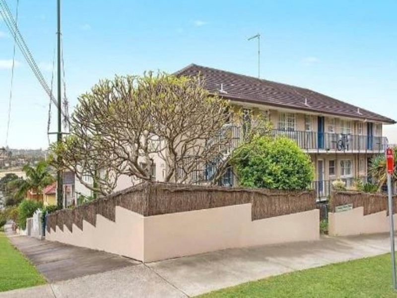 1/205 Beach Street., Coogee NSW 2034