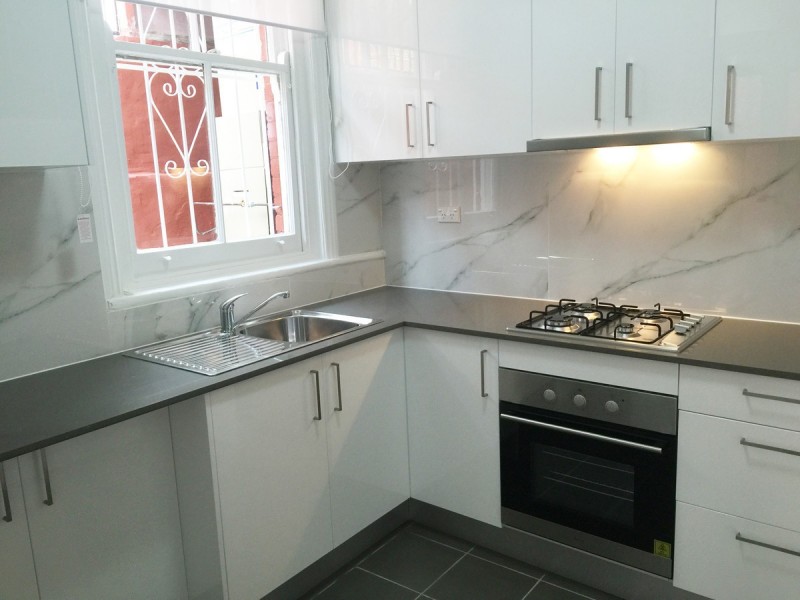 4/11 Thomas St., Coogee NSW 2034