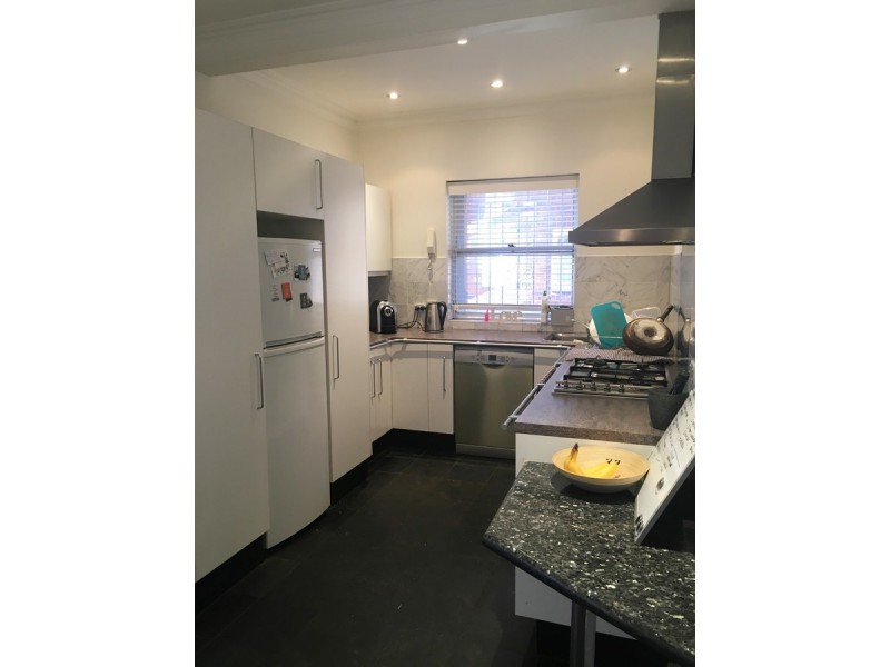 2/1 Bishops Ave., Randwick NSW 2031