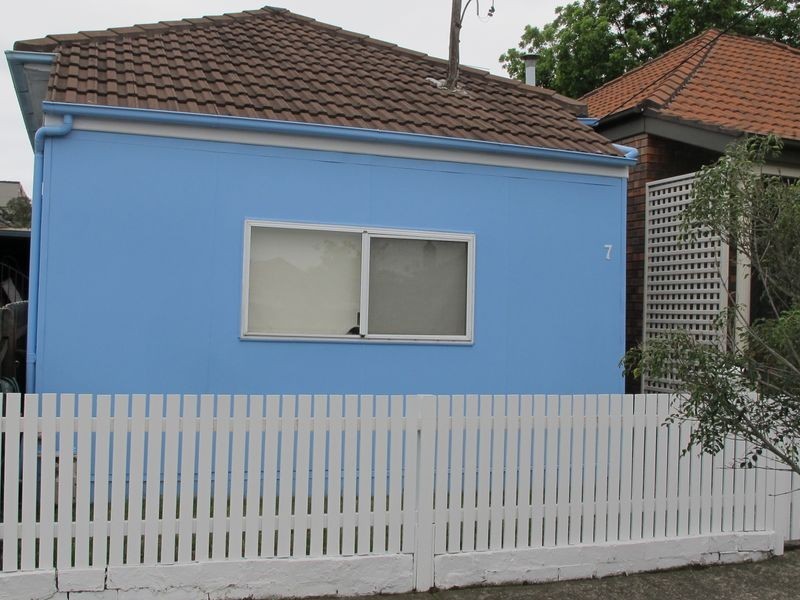 7 George Street, Eastlakes NSW 2018