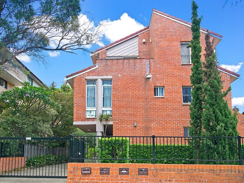 37 Doncaster Avenue, Kensington NSW 2033