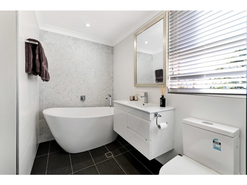 1/135A Brook Street, Coogee NSW 2034