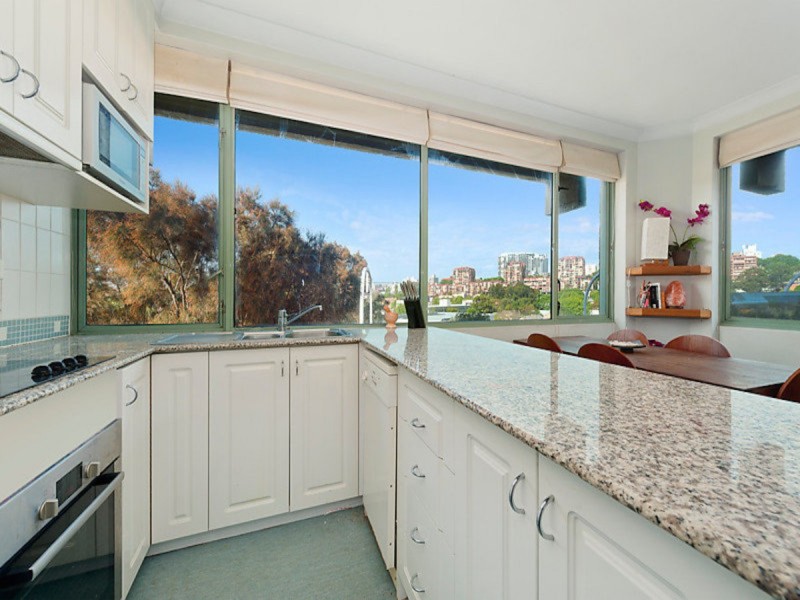 302/22-40 Sir John Young Crescent, Woolloomooloo NSW 2011