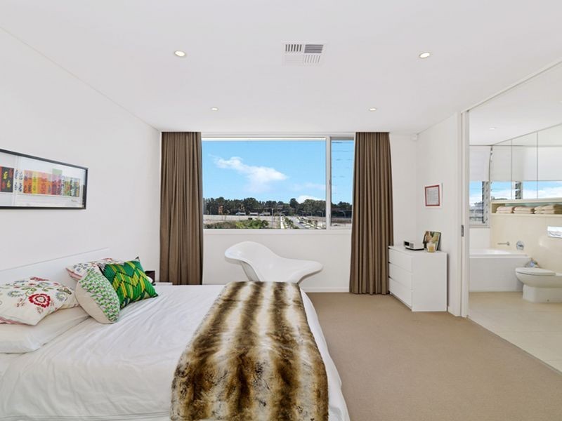 20 Gubbuteh Road, Little Bay NSW 2036