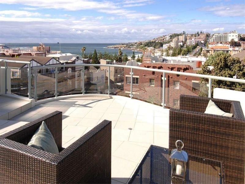 9/85A Bream Street, Coogee NSW 2034