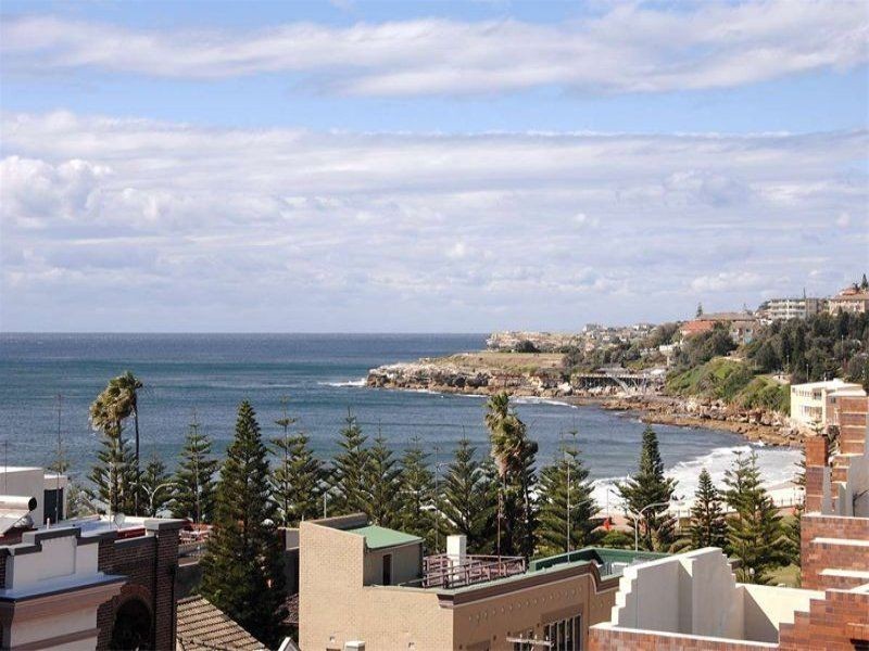 9/85A Bream Street, Coogee NSW 2034