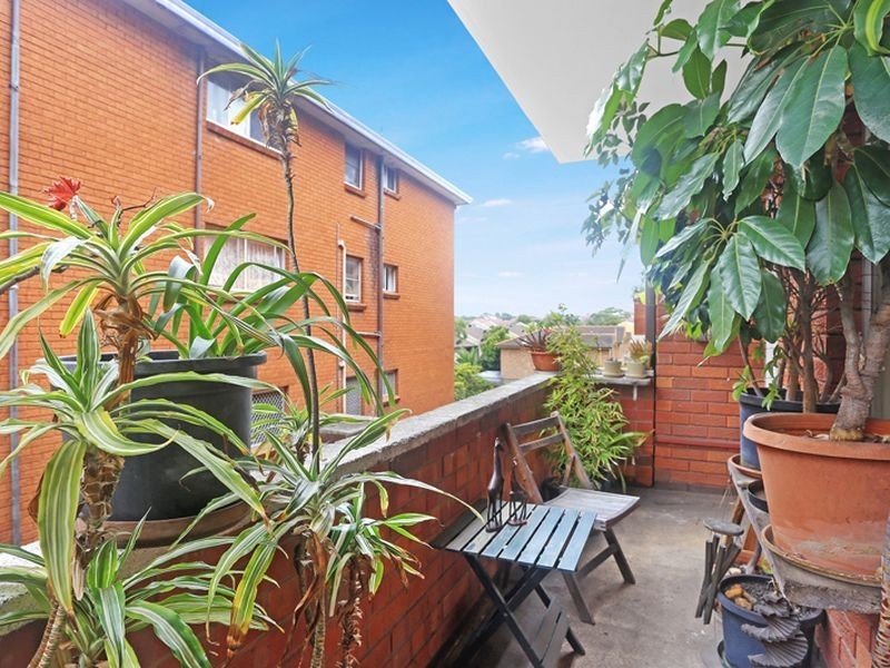 2/96 Tenterden Road, Botany NSW 2019