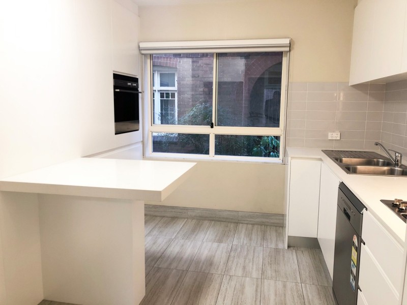 2/30 Cowper Street., Randwick NSW 2031