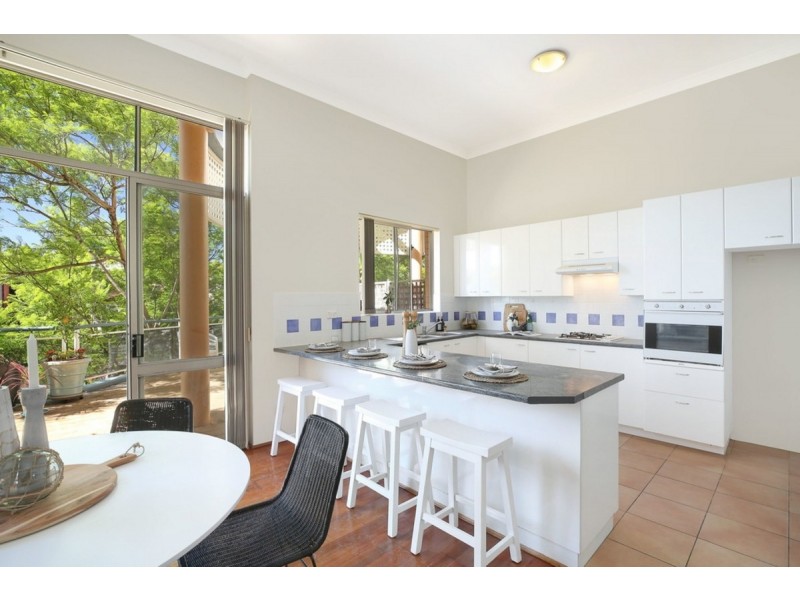 2/93 Coogee Bay Road, Coogee NSW 2034