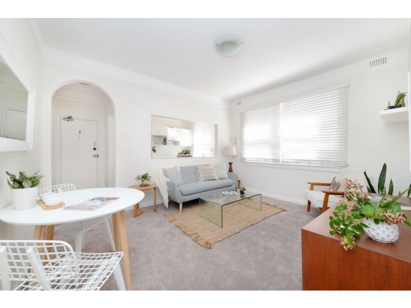 8/10 Warners Avenue., Bondi NSW 2026