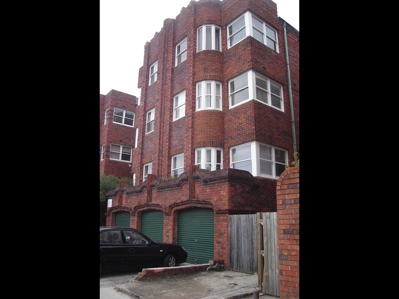 1/125 Old South Head Road, Bondi Junction NSW 2022