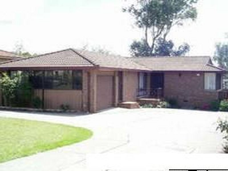 38 Benham Road, Minto NSW 2566