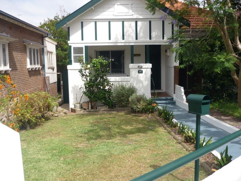 35 Hollywood Avenue, Bondi Junction NSW 2022