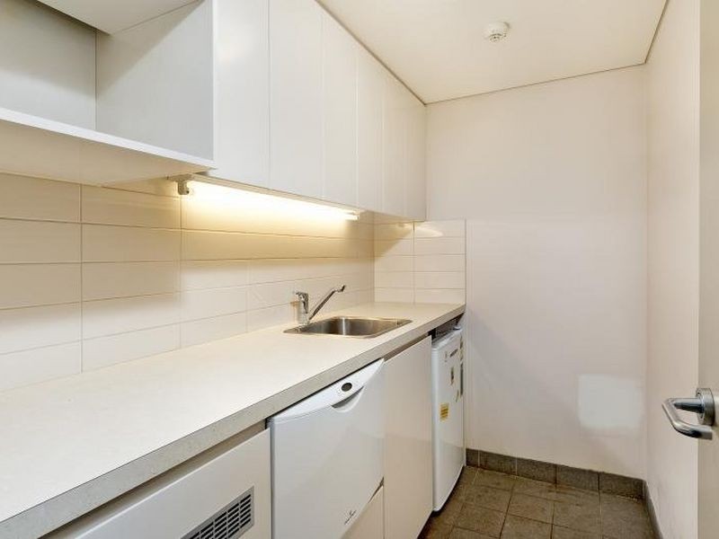 702/6A Glen Street, Milsons Point NSW 2061