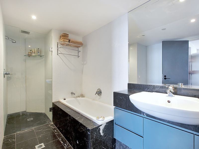 502/2 Dind St, Milsons Point NSW 2061