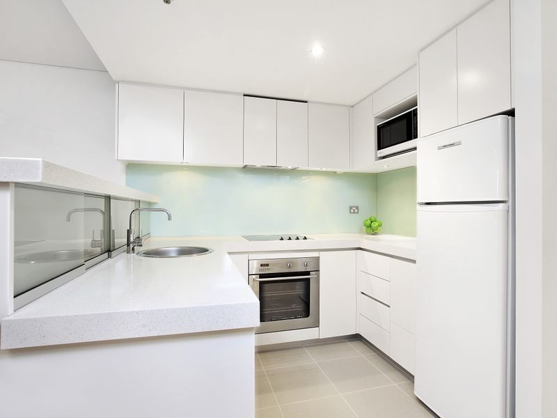 10.10/8 Glen Street, Milsons Point NSW 2061