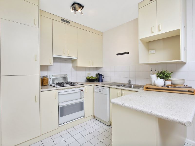 56/21 East Crescent Street, Mcmahons Point NSW 2060