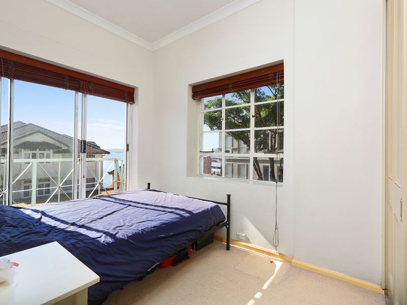 8/4 Holbrook Ave, Kirribilli NSW 2061