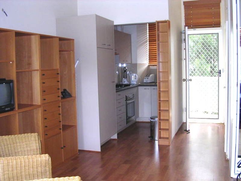2 Parkes Street, Kirribilli NSW 2061