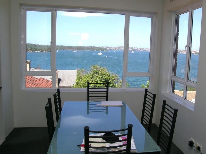 33 Carabella St, Kirribilli NSW 2061