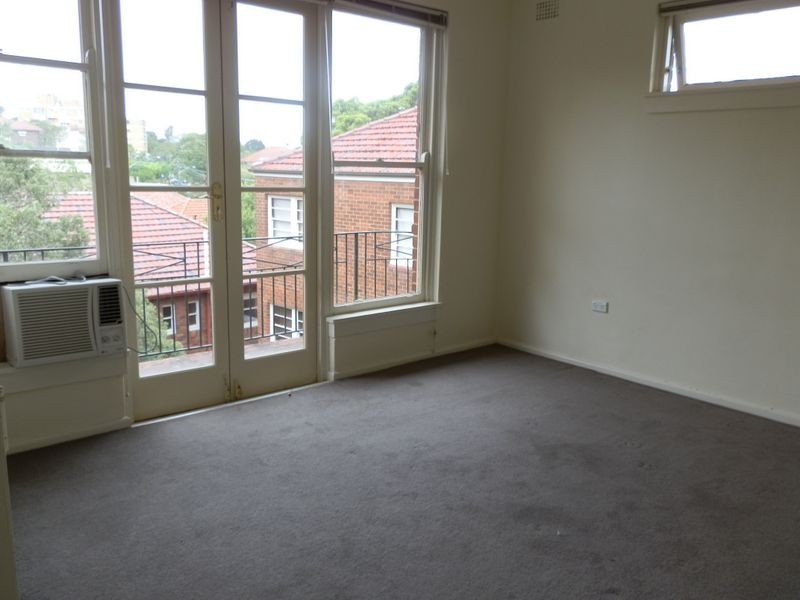 9 Ben Boyd Rd, Neutral Bay NSW 2089