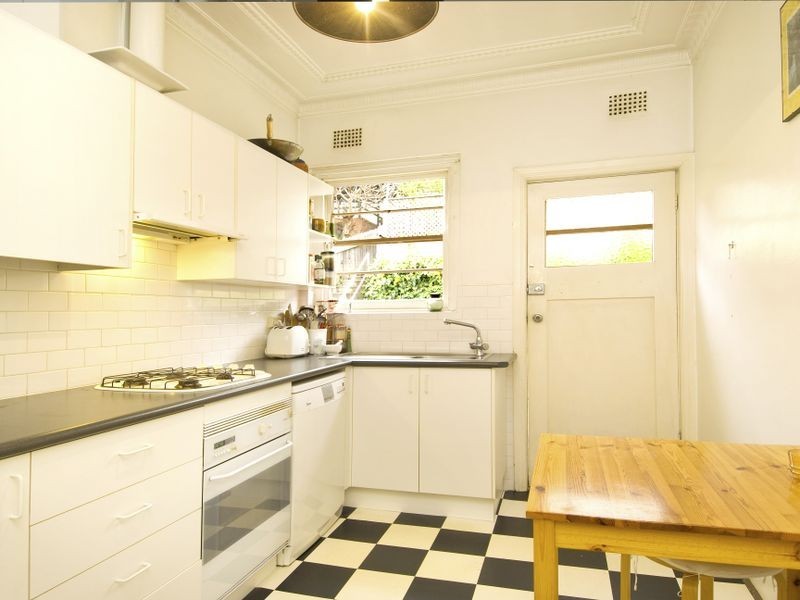 49 McDougall Street, Kirribilli NSW 2061