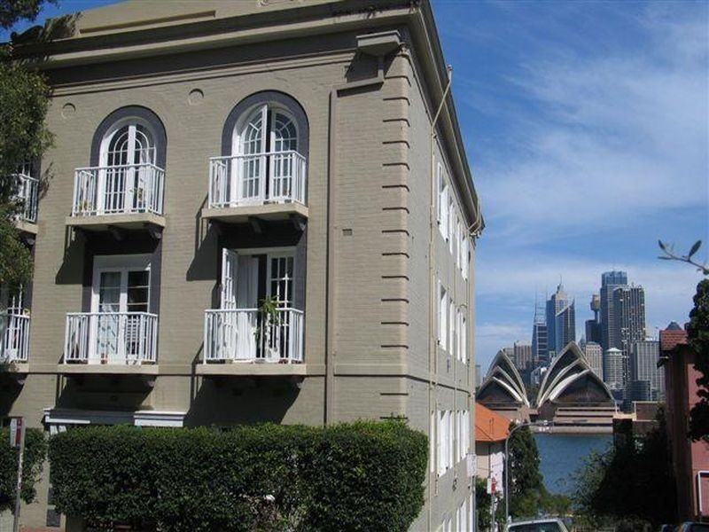101 Kirribilli Ave, Kirribilli NSW 2061