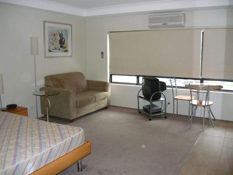 40 Humphrey Place, Kirribilli NSW 2061
