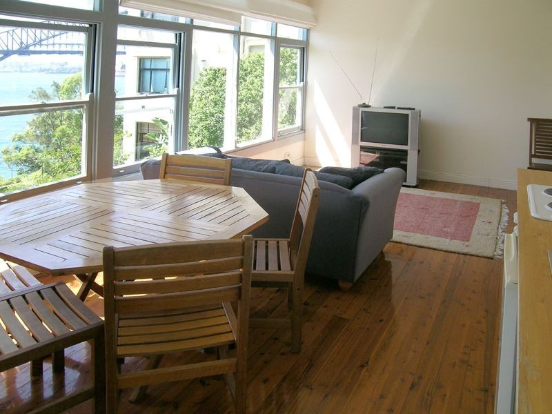 31 East Crescent St, Mcmahons Point NSW 2060
