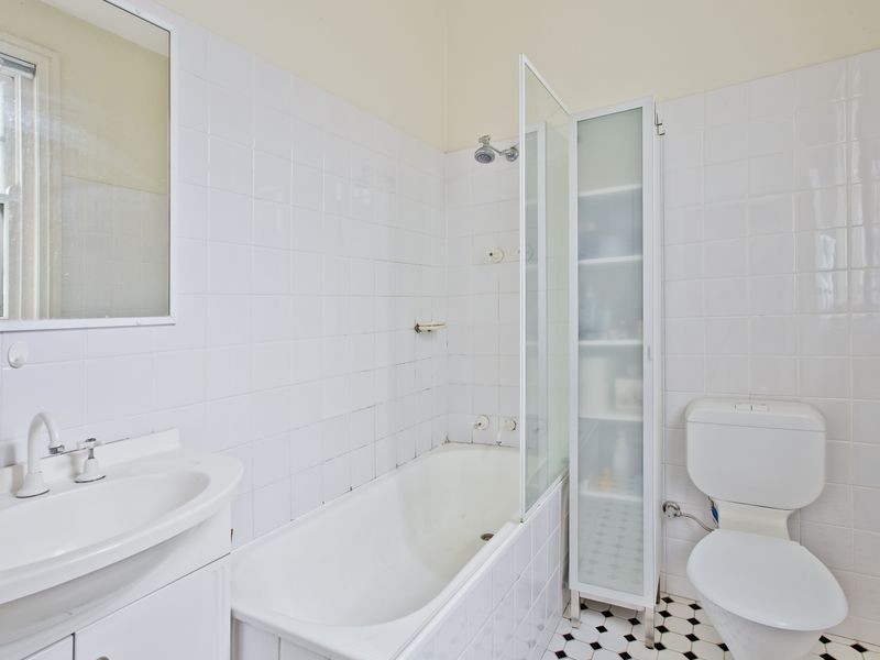 4/10 Holbrook Avenue, Kirribilli NSW 2061