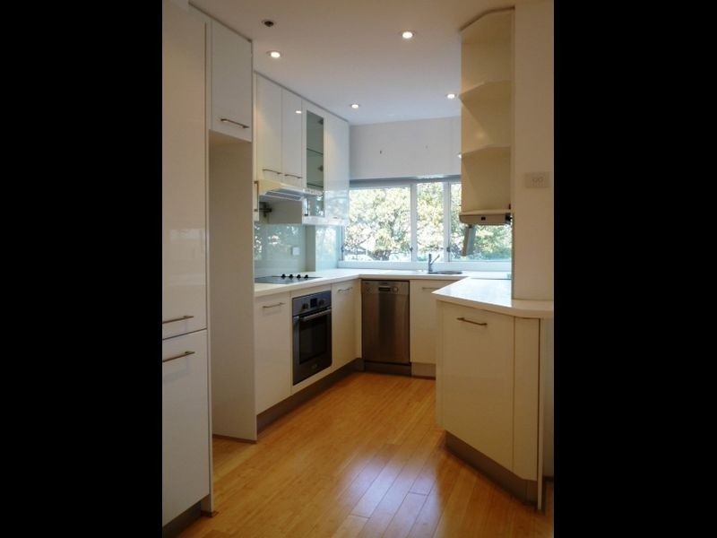 4/14-28 Blues Point Road, Mcmahons Point NSW 2060