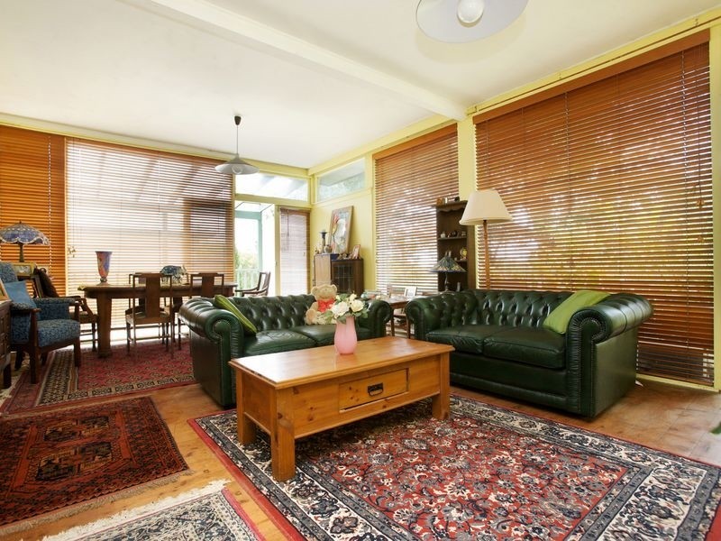 27 Waratah Street, Freshwater NSW 2096