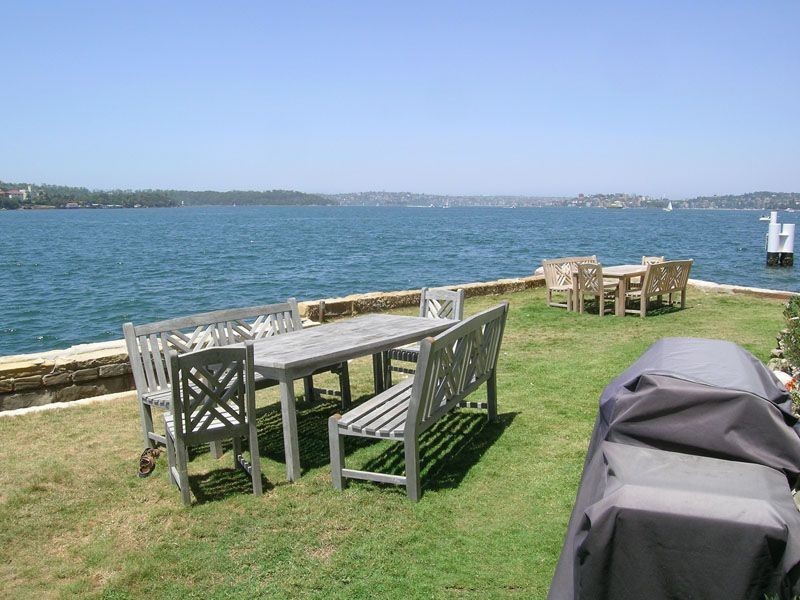 21 Holbrook Avenue, Kirribilli NSW 2061