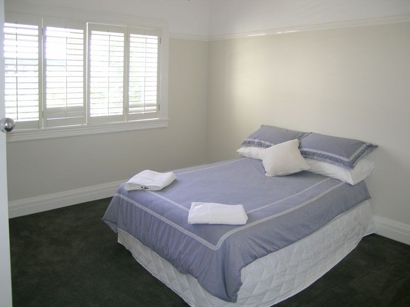 21 Holbrook Avenue, Kirribilli NSW 2061