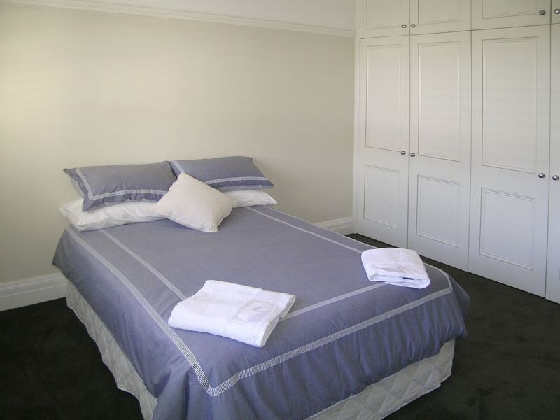 21 Holbrook Avenue, Kirribilli NSW 2061